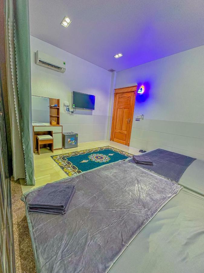 Nhan Tay 2 Hotel 껀터 외부 사진