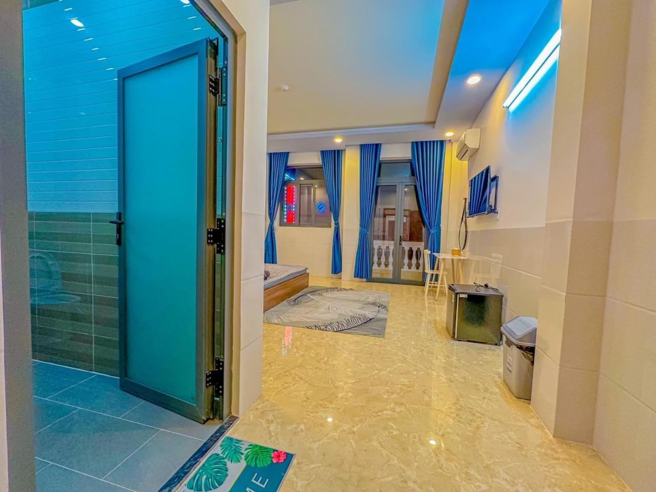 Nhan Tay 2 Hotel 껀터 외부 사진