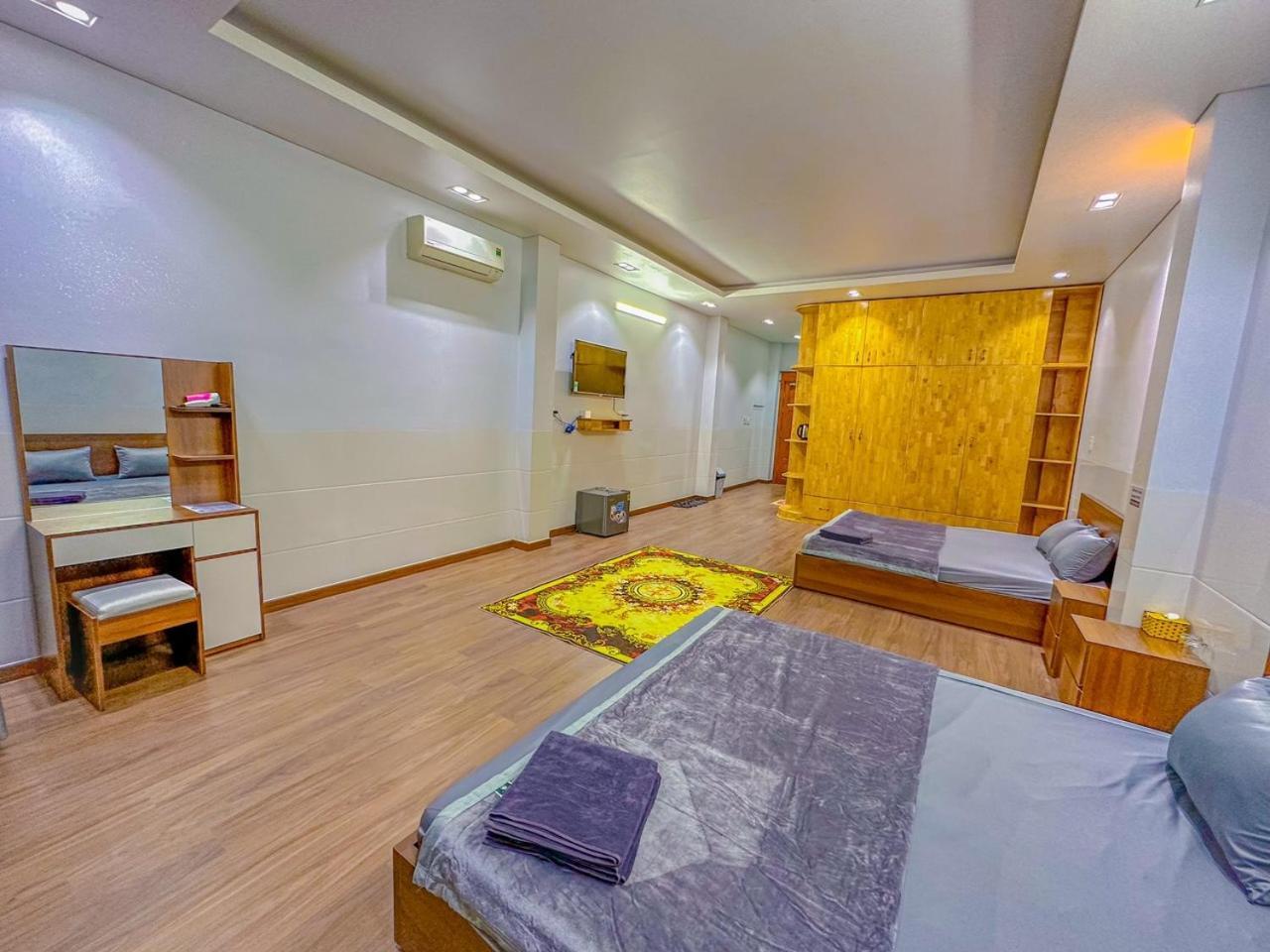 Nhan Tay 2 Hotel 껀터 외부 사진