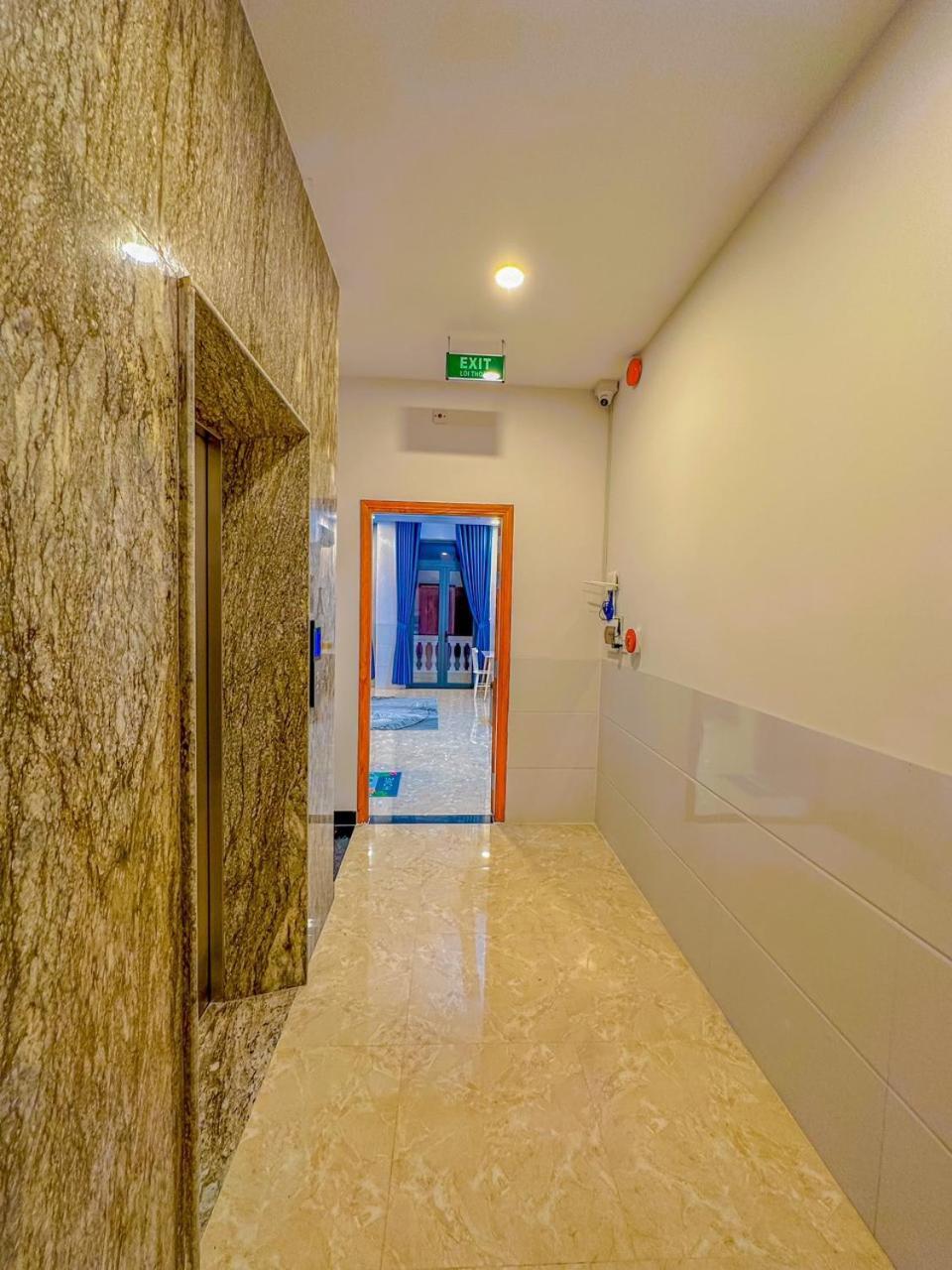 Nhan Tay 2 Hotel 껀터 외부 사진
